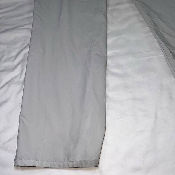 Travis Mathew Golf Pants Men's Size 38X33 Light Gray Flat Front Stretch Chinos - Picture 12 of 16
